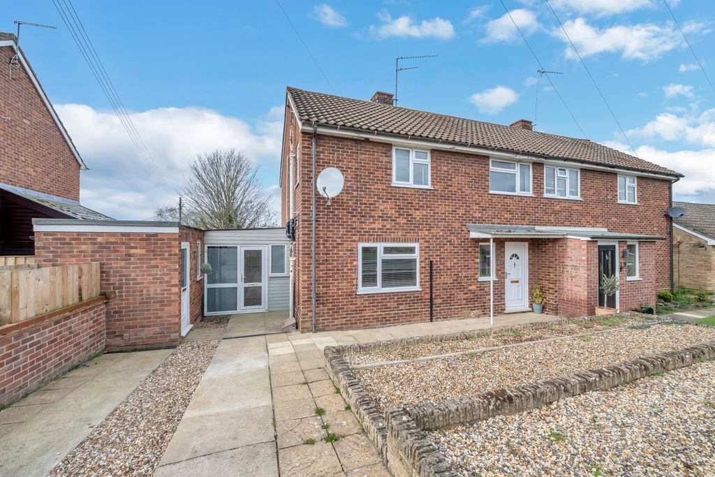 Property photo 1 of 18 Front