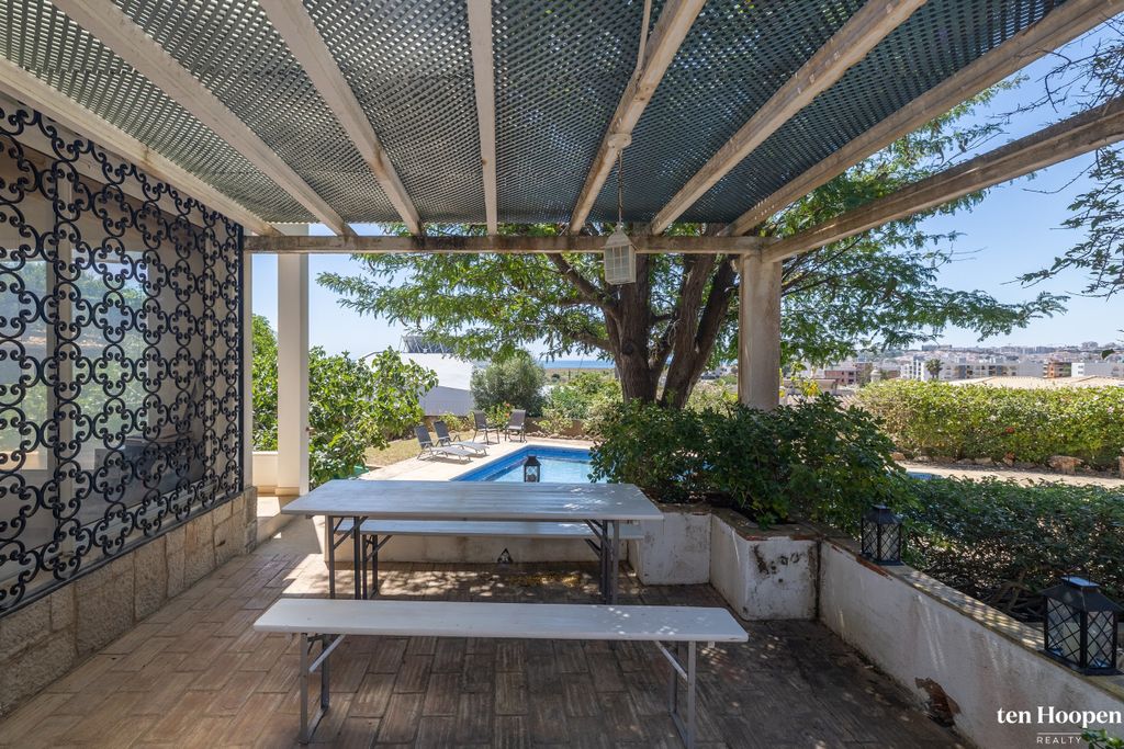 Property photo 2 of 30