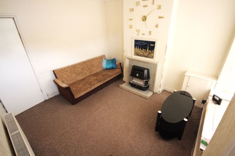 Property photo 2 of 9 Photo 3