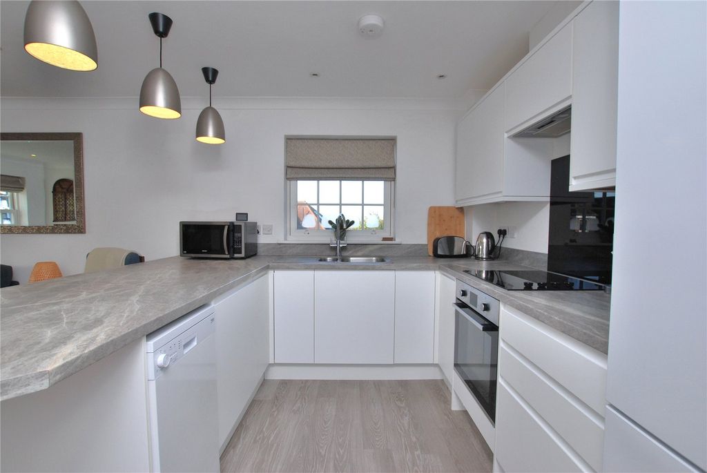 Property photo 3 of 9 Picture No. 01