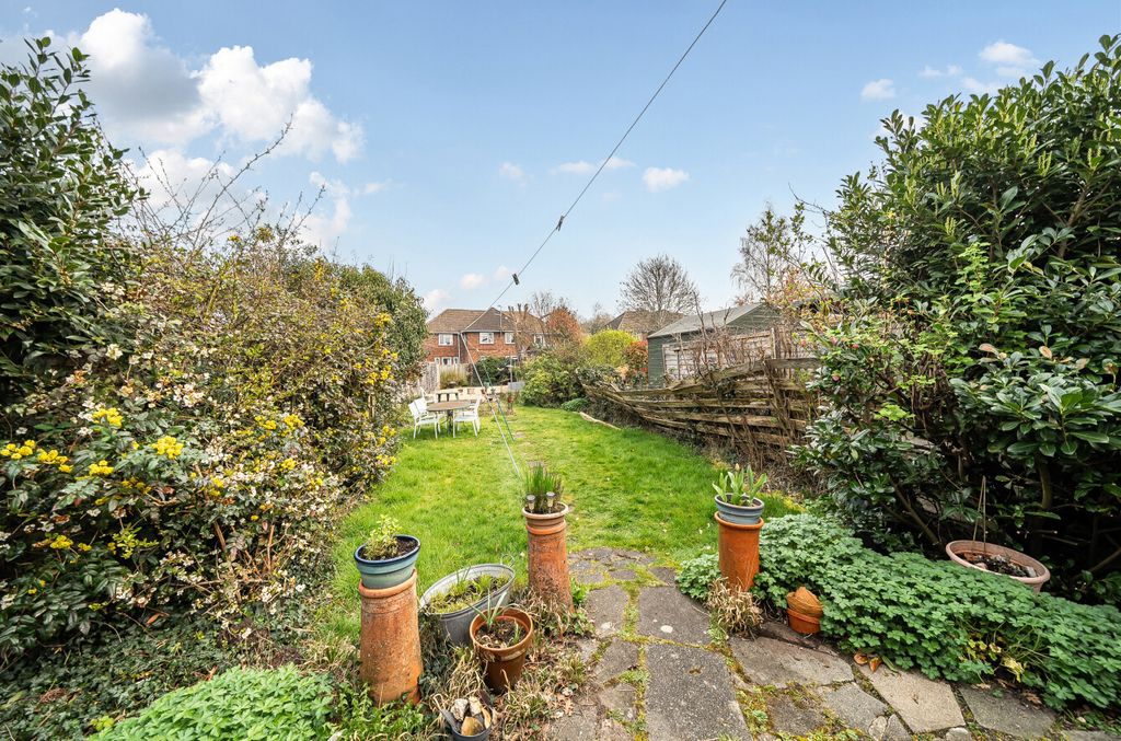 Property photo 2 of 20 1430947-19-69c128...