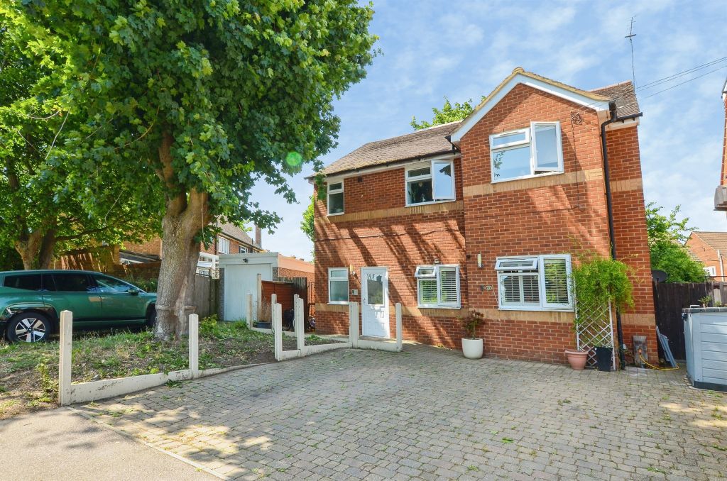 Property photo 1 of 40