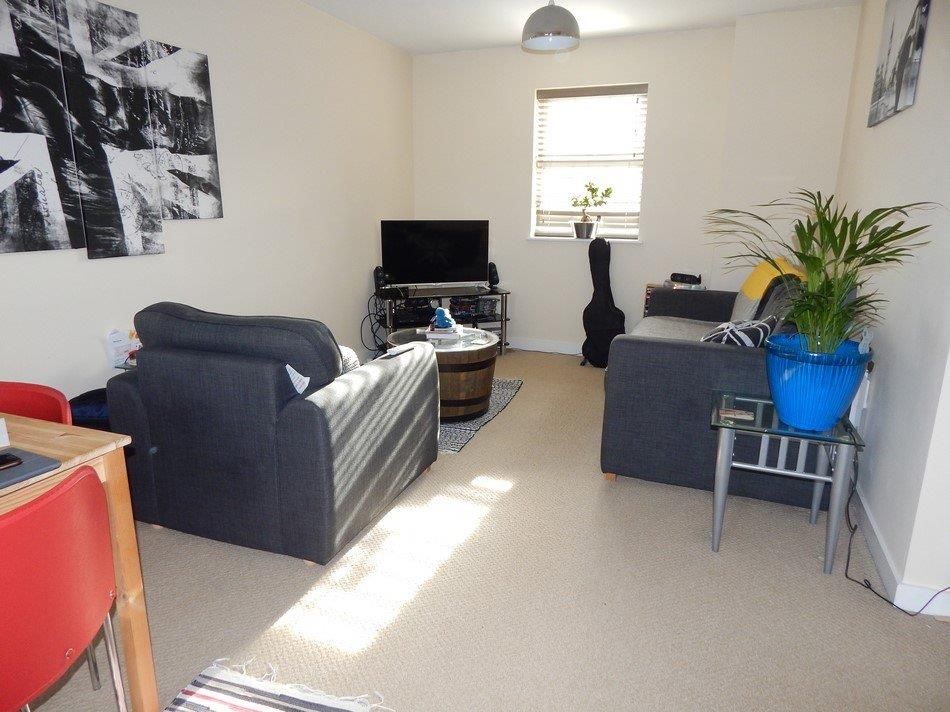 Property photo 3 of 7