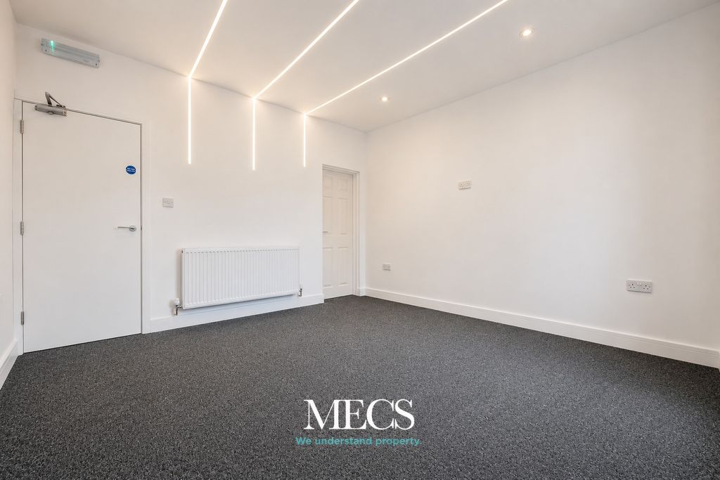 Property photo 3 of 14 5341733