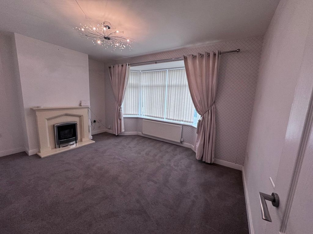 Property photo 3 of 23