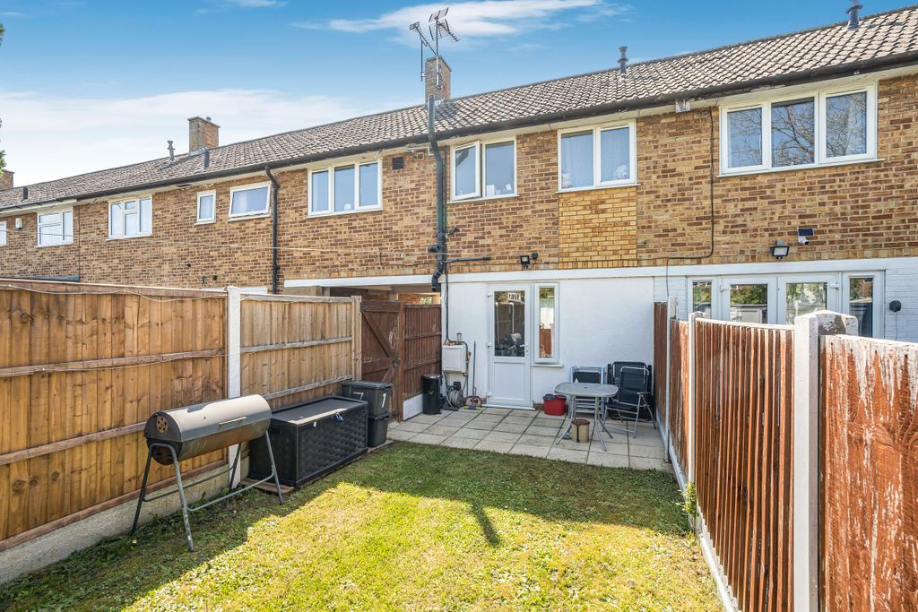 Property photo 3 of 13 2_52741.Jpg