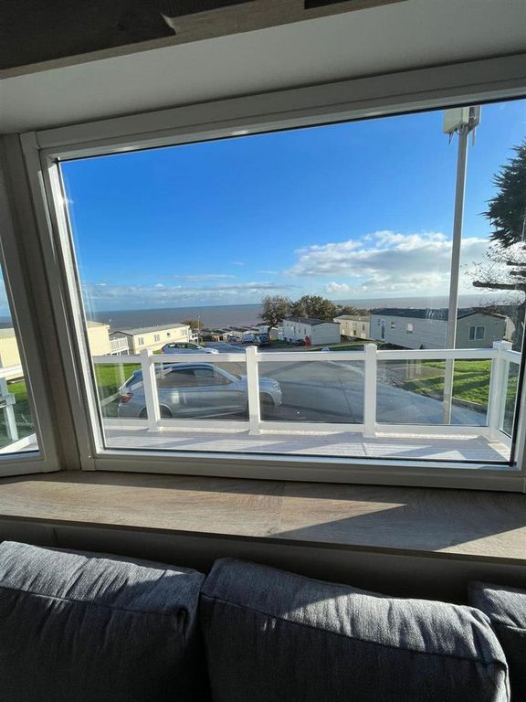 Property photo 2 of 16 Wonderful Sea Views &amp; Veranda