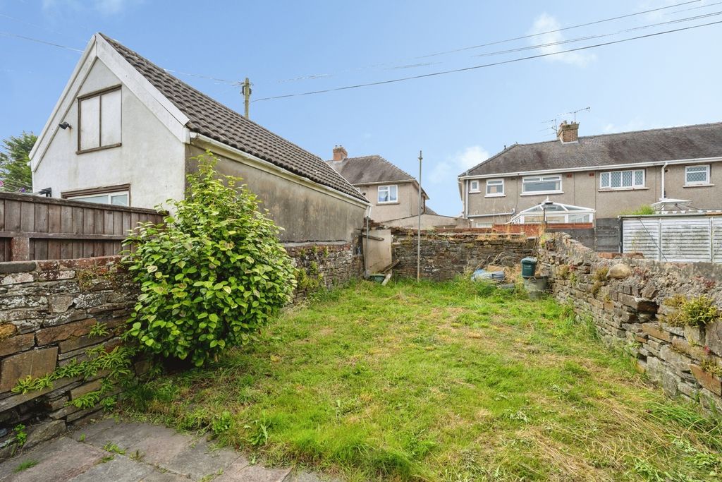 Property photo 3 of 19 Pbox-Img.Jpg