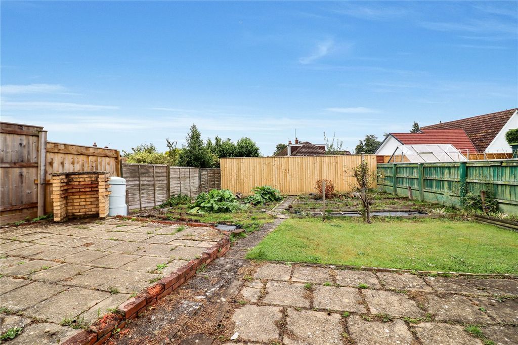 Property photo 2 of 14 Picture No. 13