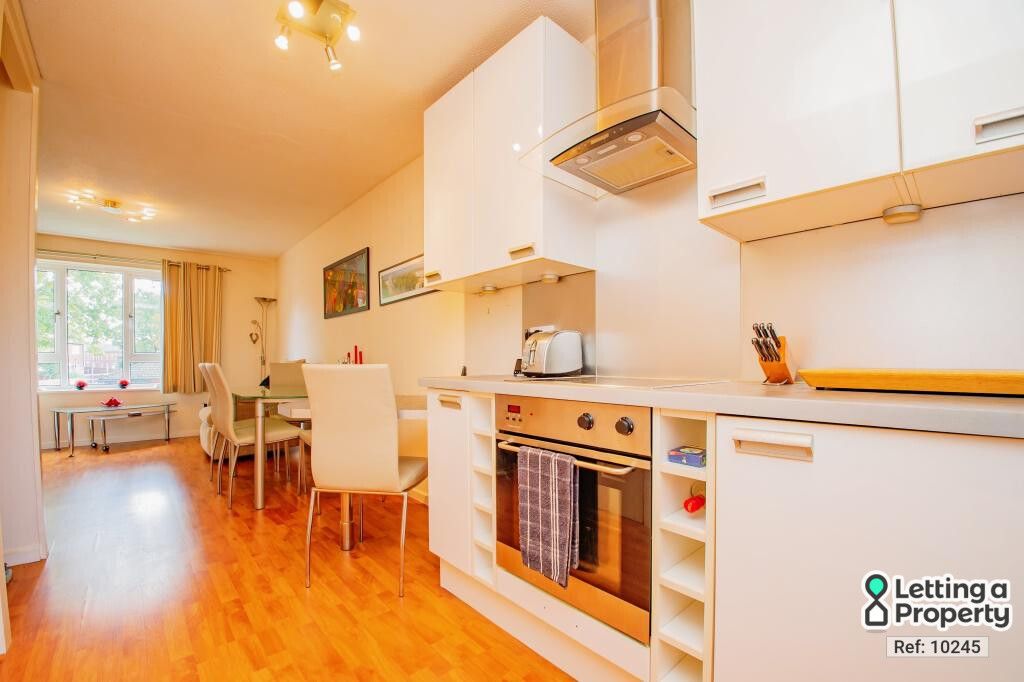 Property photo 2 of 12