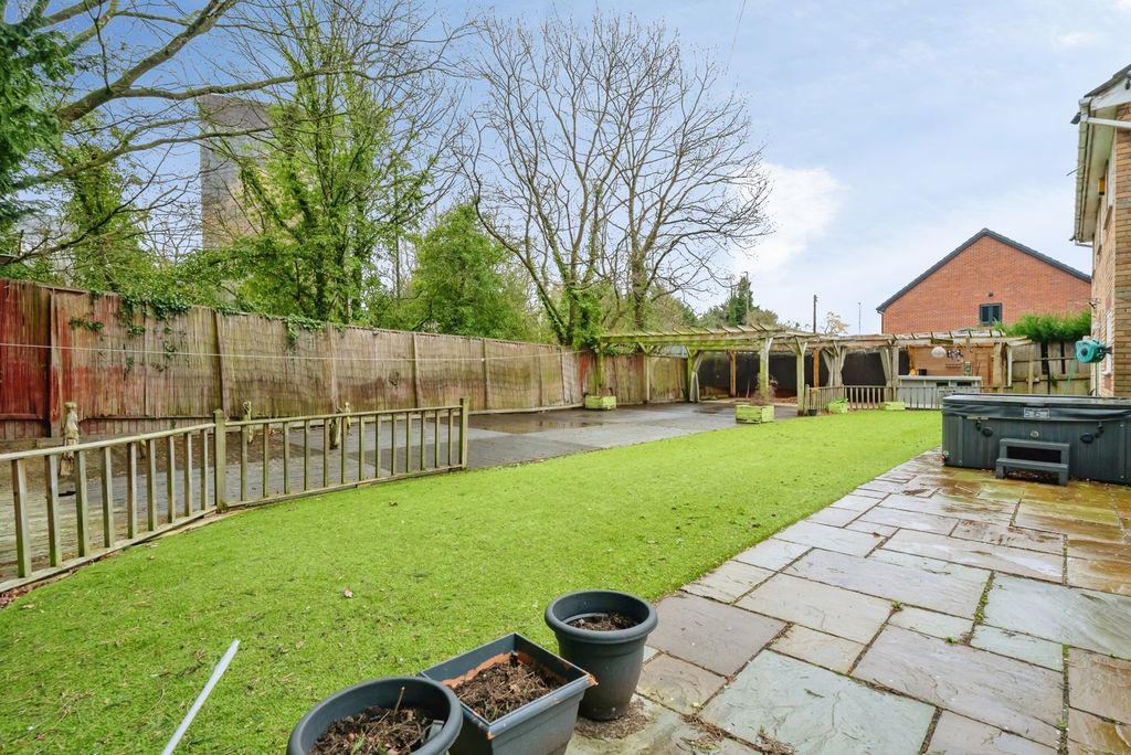 Property photo 3 of 23 Rear