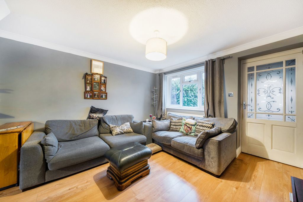 Property photo 1 of 18 Reception