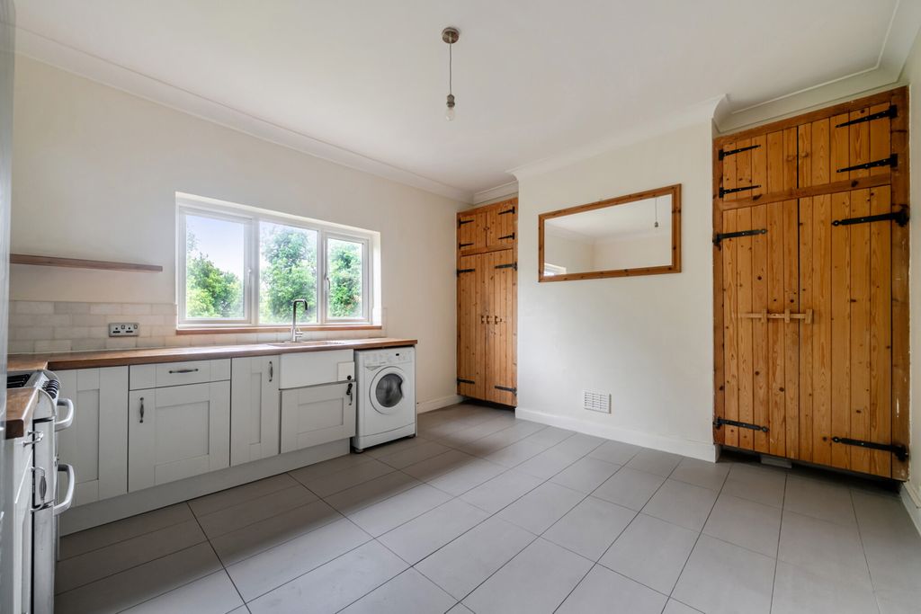 Property photo 1 of 46 1523793-7-6Aabc8E...