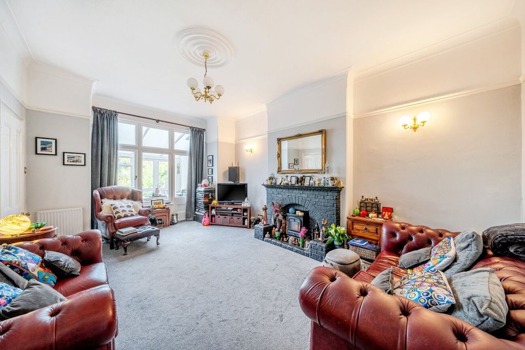 Property photo 3 of 20 Picture No. 15