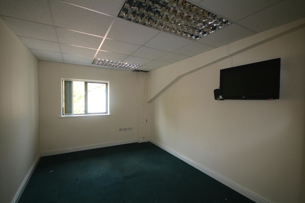 Property photo 2 of 6 Image 2