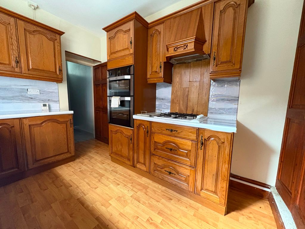 Property photo 2 of 10 Image