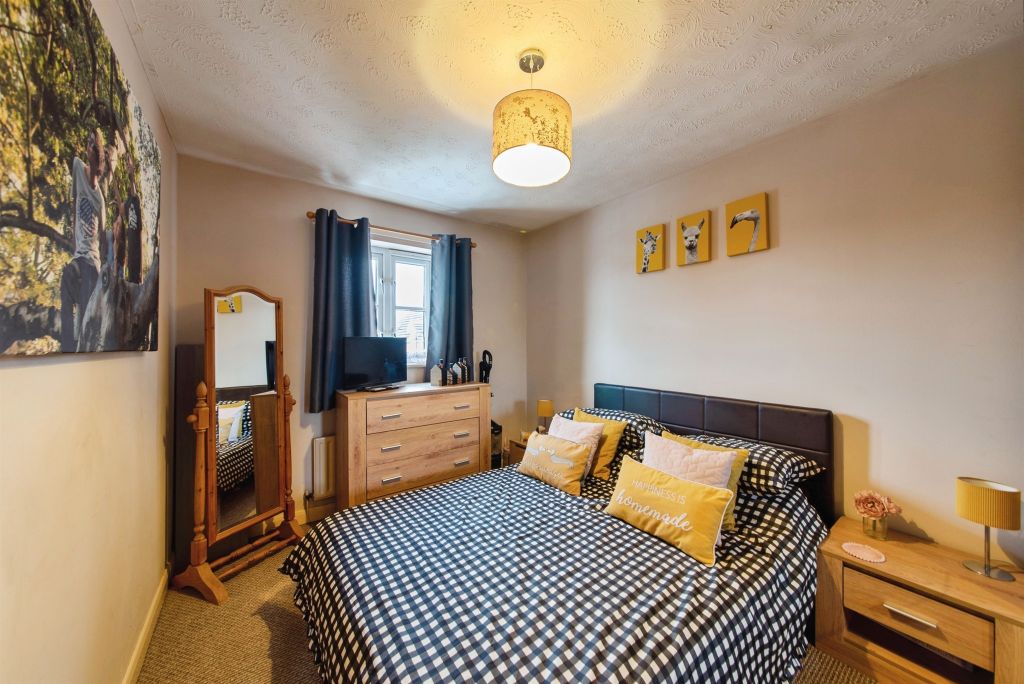 Property photo 3 of 19