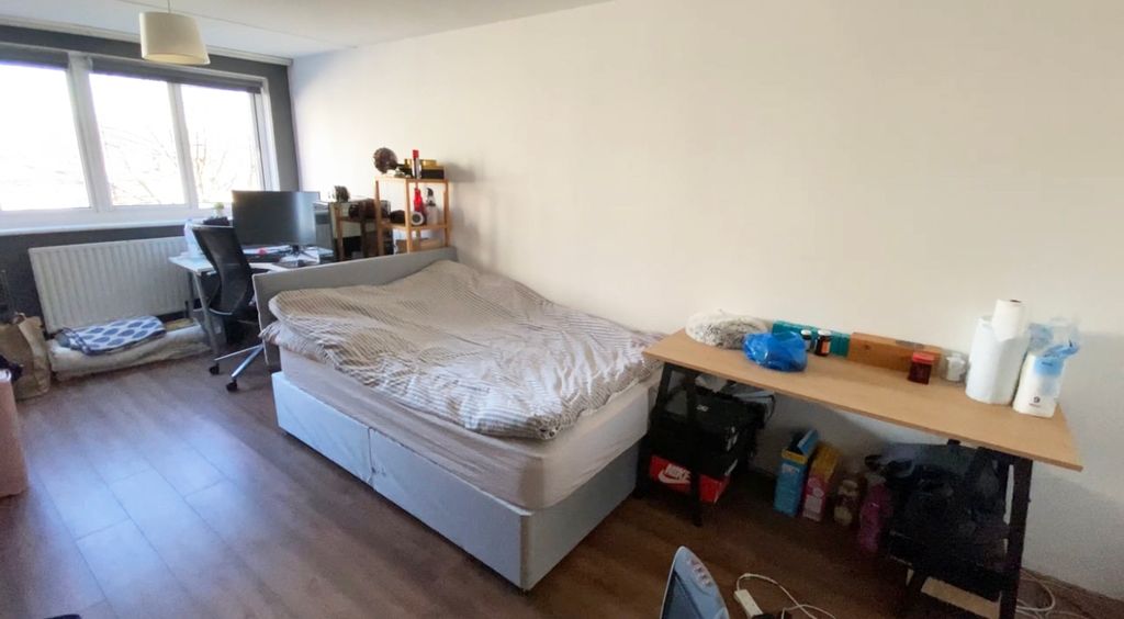 Property photo 2 of 8