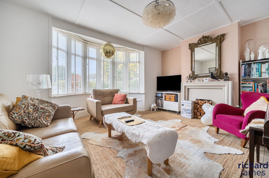 Property photo 3 of 19 d200c8E767A34E778A23A5F0Ed60F0B5