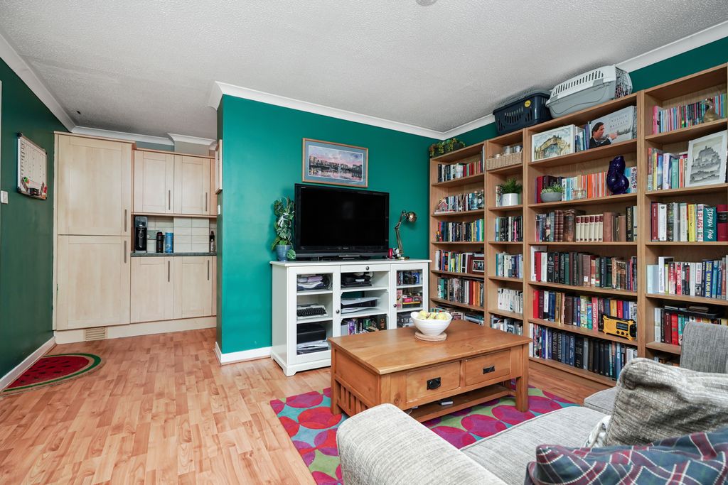 Property photo 3 of 10 Property Image 3