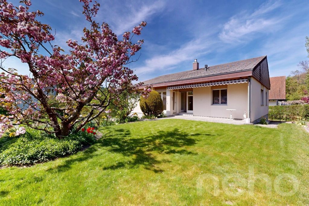 Property photo 3 of 12