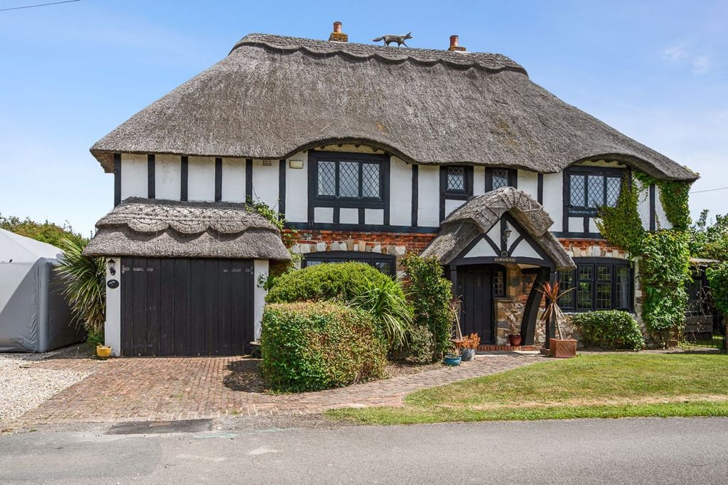 Property photo 1 of 19