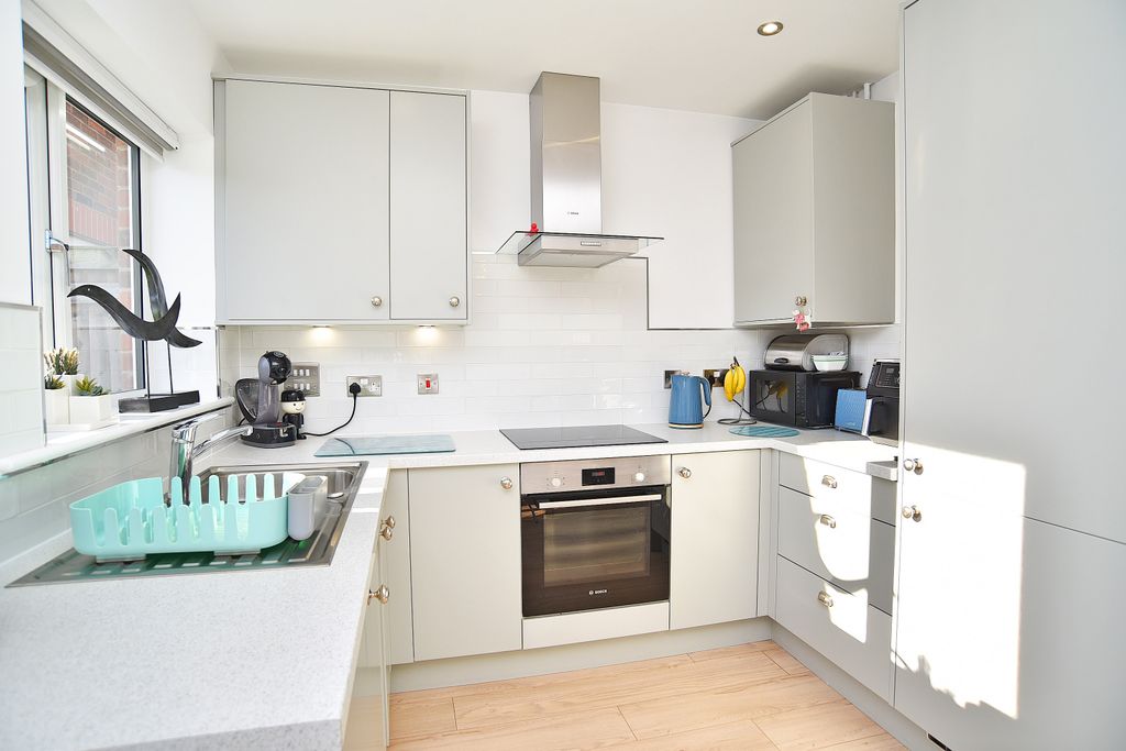 Property photo 3 of 15 3