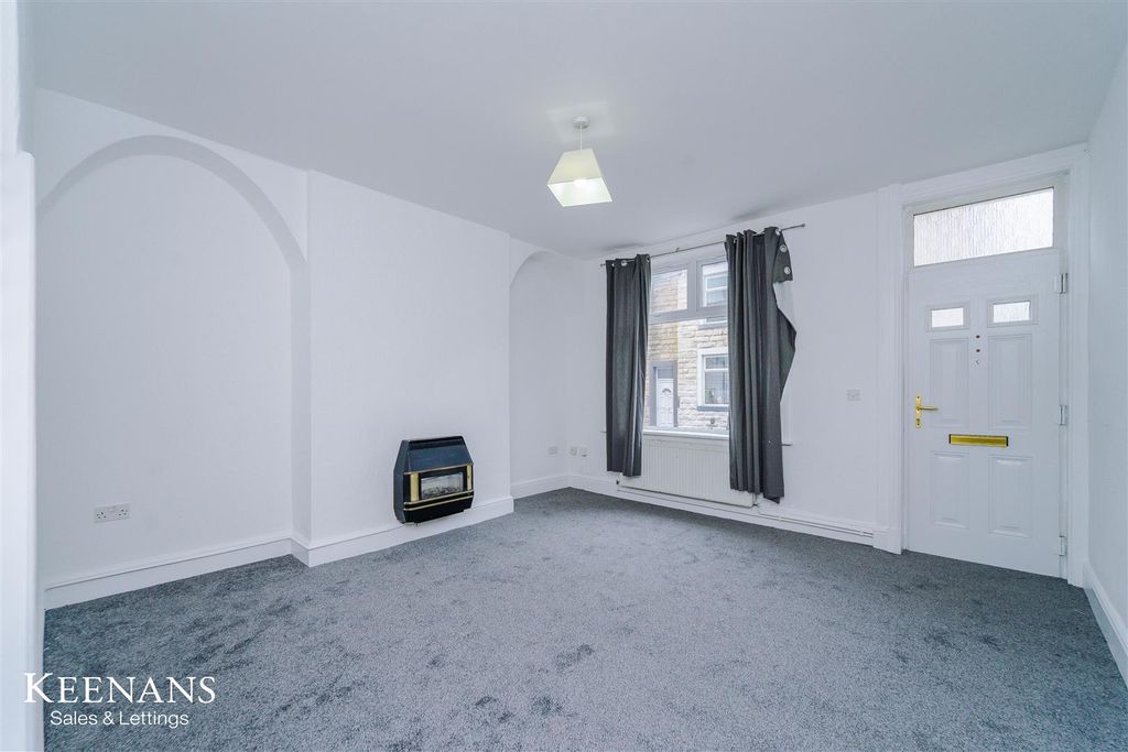 Property photo 2 of 18 2.Jpg