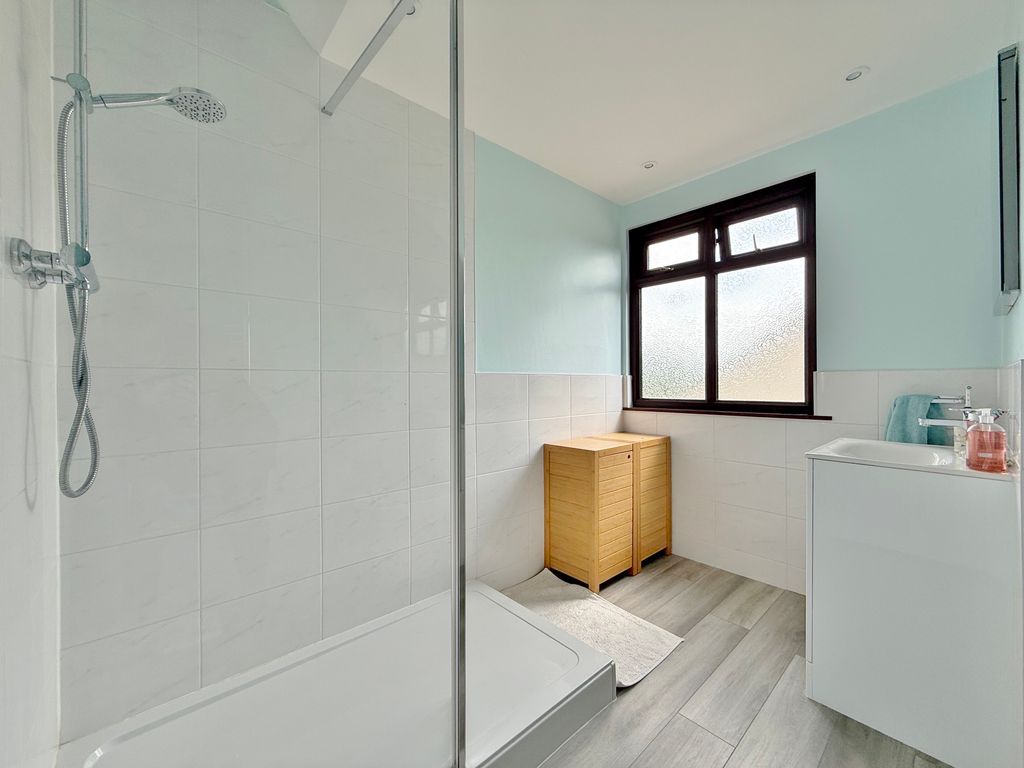 Additional image 23 of 5 bed detached house for saleStation Road, Drayton, Portsmouth PO6