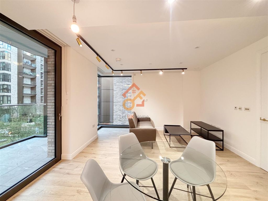 Property photo 3 of 42 4Ed4F981-55Ec-4d6d-A759-7A66079d4c4A.Jpg