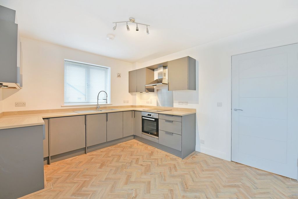 Property photo 3 of 13 Not Specified