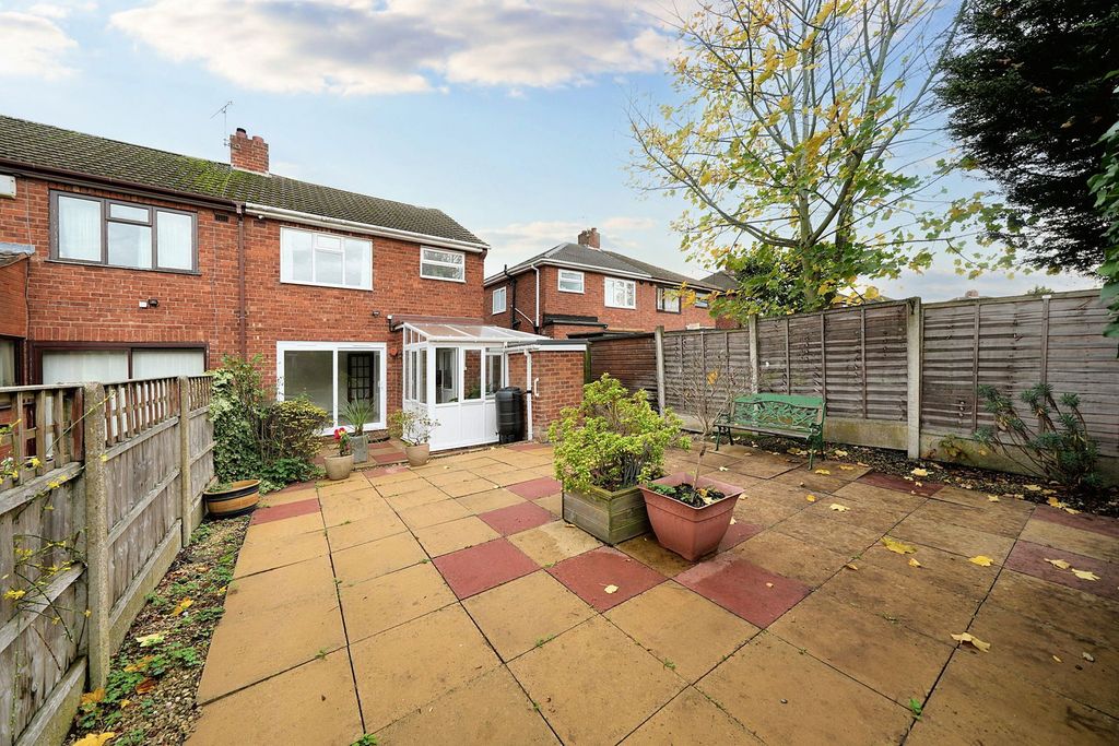 Property photo 3 of 34