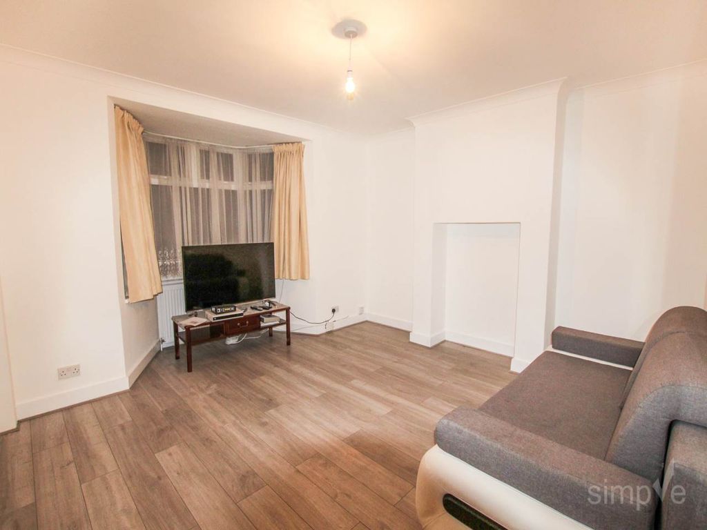 Property photo 2 of 10 1