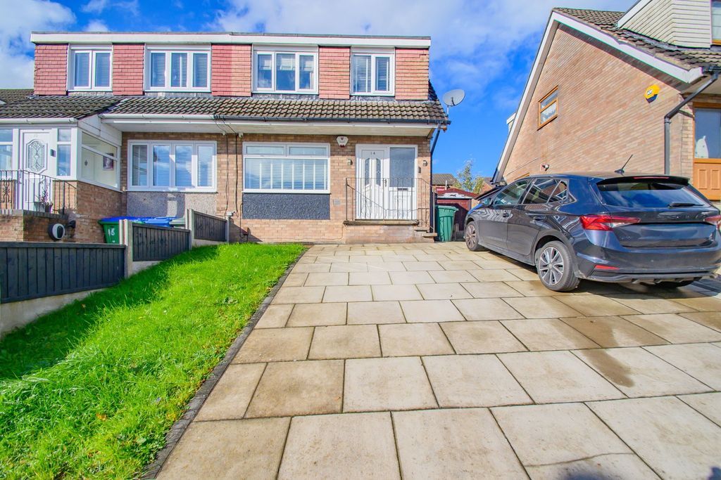 Property photo 1 of 25