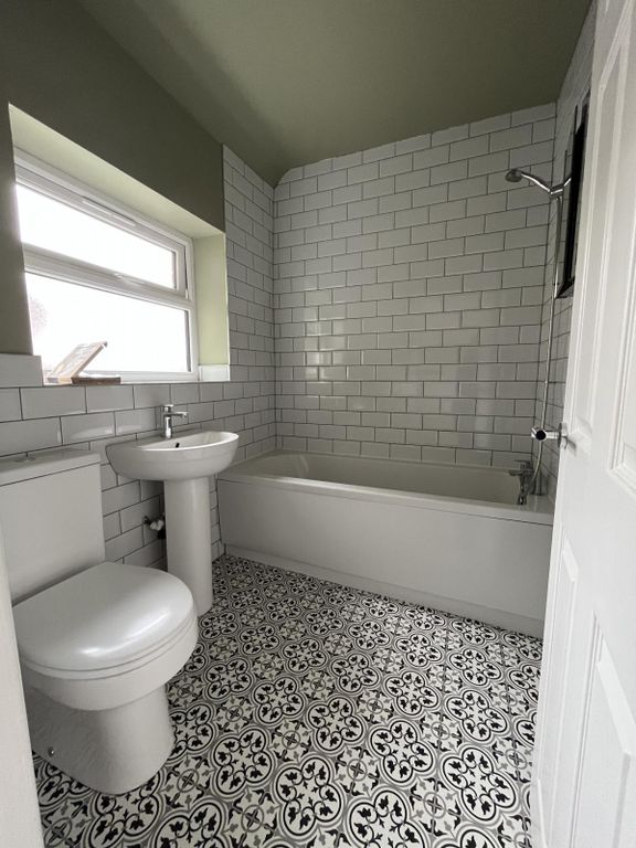 Property photo 3 of 4 Gallery