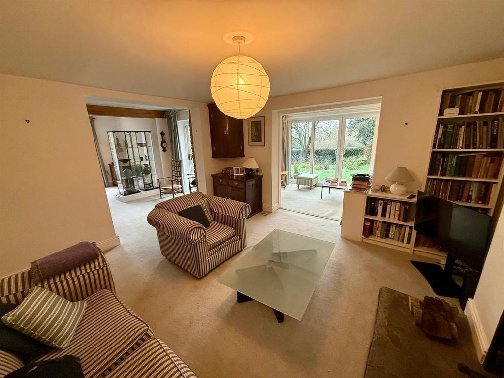 Property photo 3 of 22