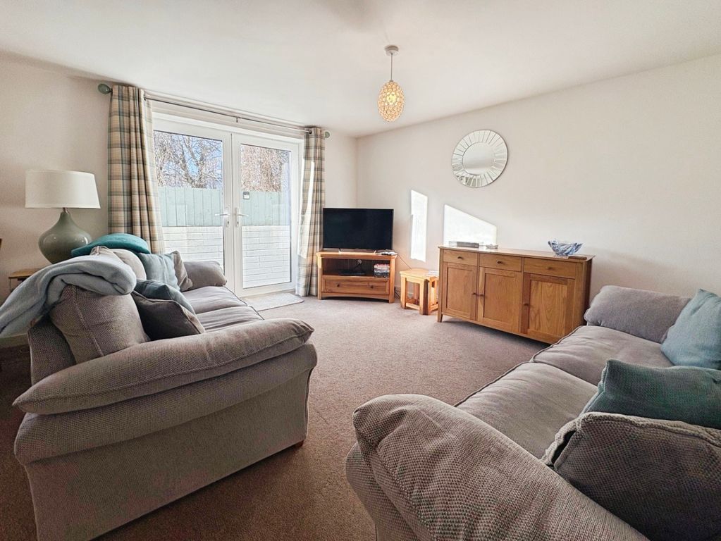 Property photo 2 of 18 4864814