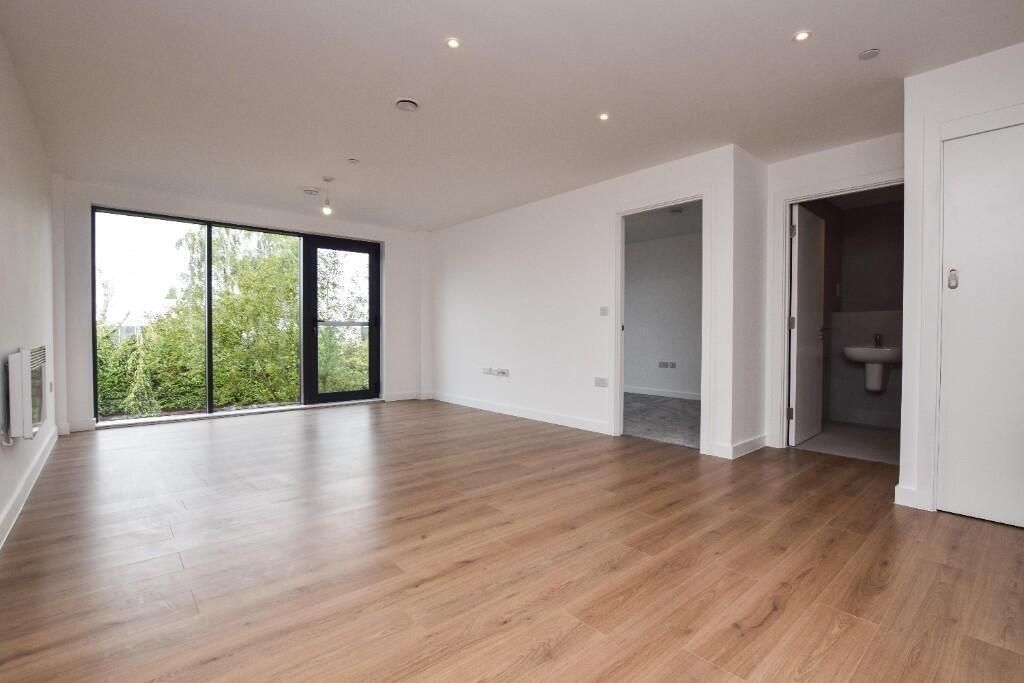 Property photo 3 of 6