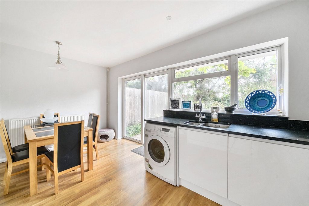 Property photo 2 of 18 Picture No. 07