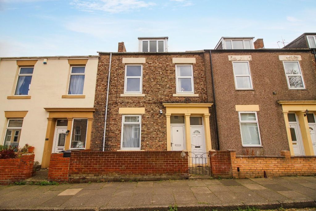 Property photo 1 of 7 1