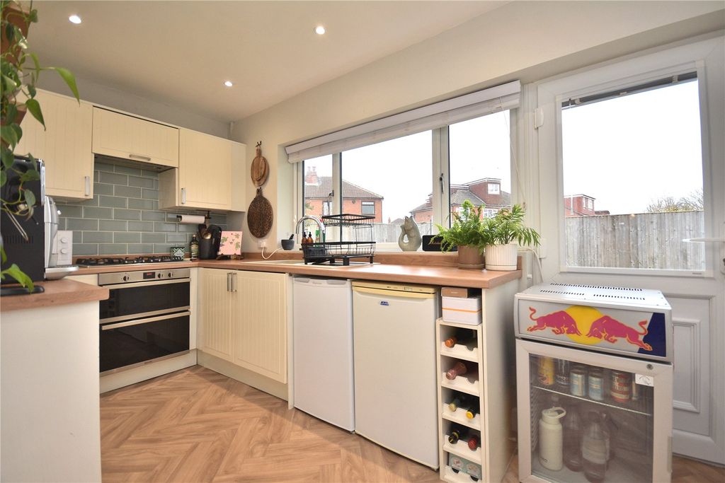 Property photo 3 of 17 Picture No. 04