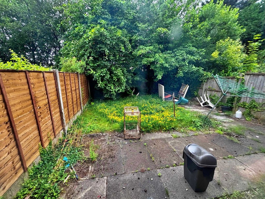 Property photo 2 of 4