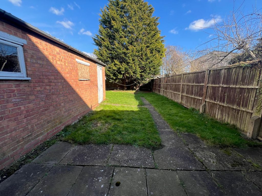 Property photo 2 of 15