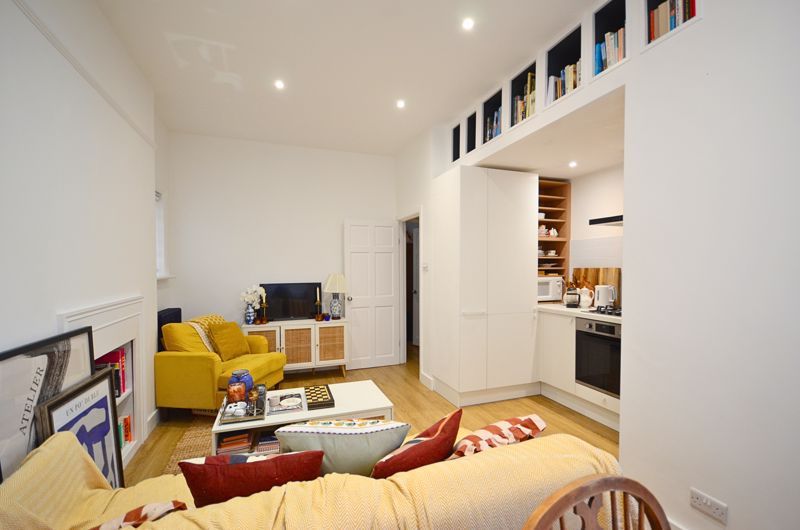 Property photo 3 of 7 Photo 4