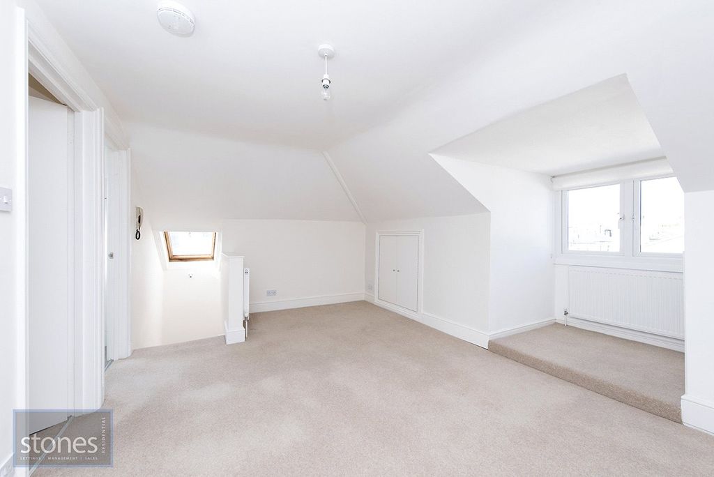 Property photo 1 of 9 Picture No. 04