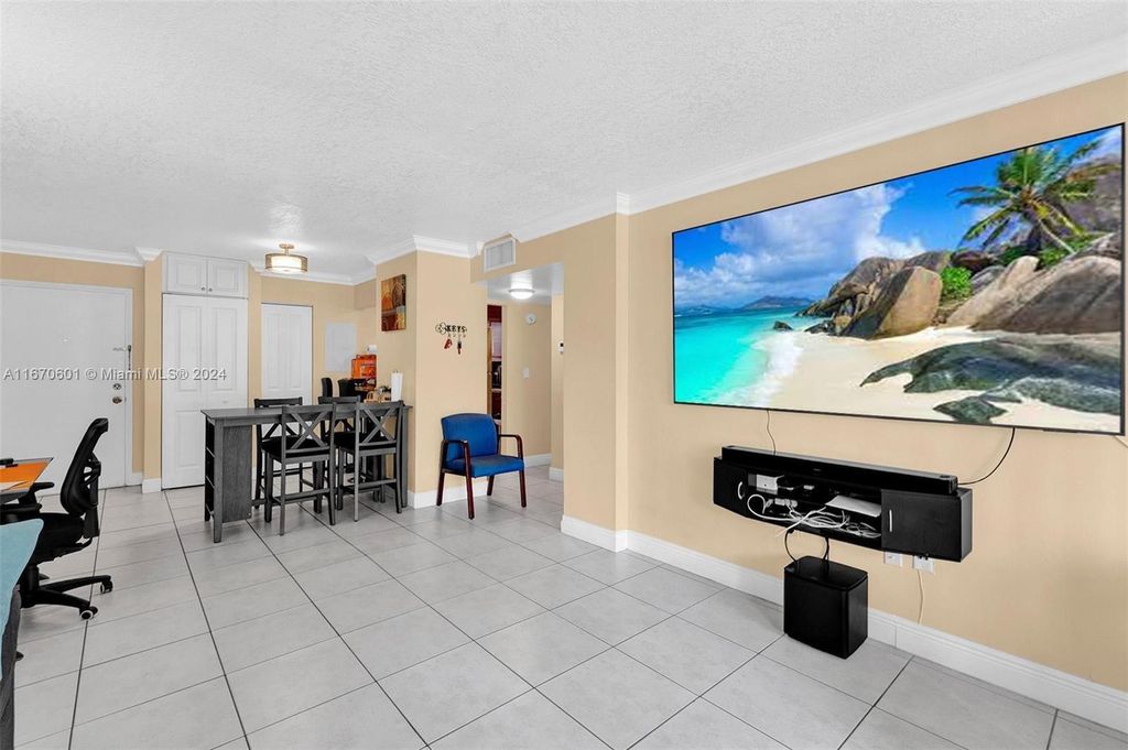 Property photo 2 of 18 <Alttext/>