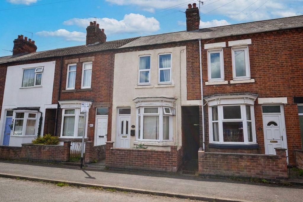 Property photo 1 of 18