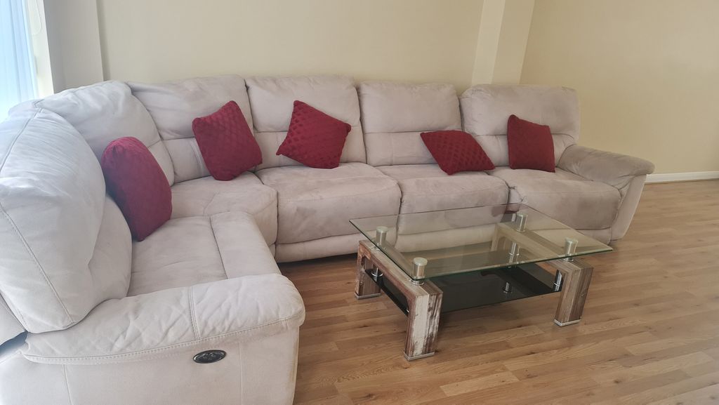 Property photo 3 of 11