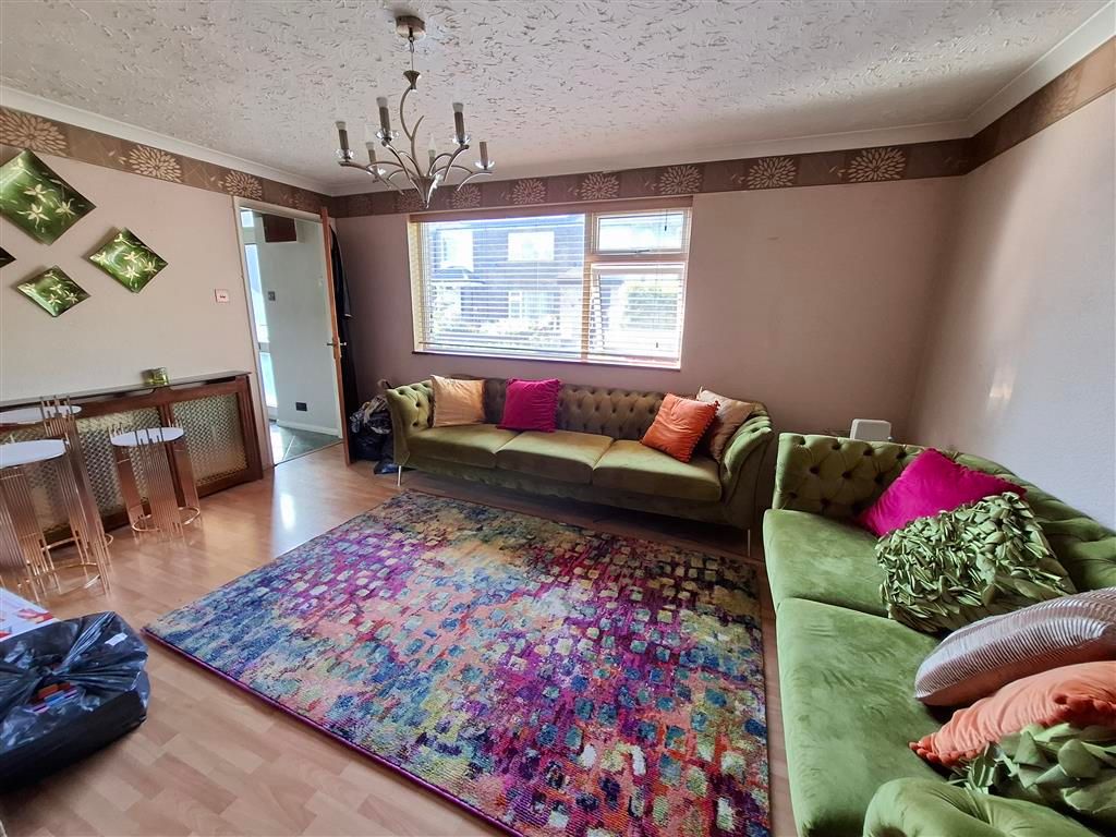 Property photo 1 of 19 Exterior