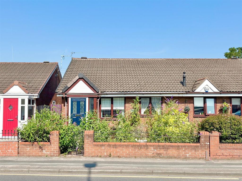 Property photo 1 of 8 Front.Jpg